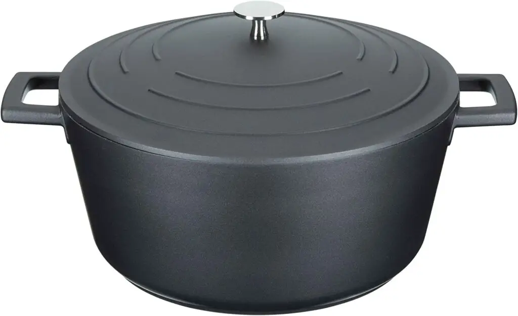 Master Class Cast Aluminium Induction Safe Non Stick Casserole Dish with Lid 5.2 Quart